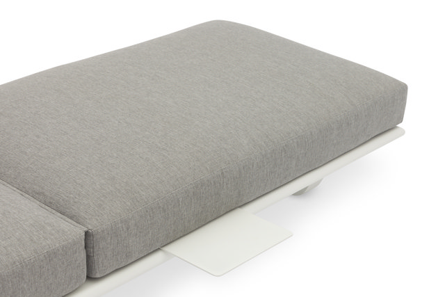 STAY FLEX enkel solstol vit ram + kudde askgrå