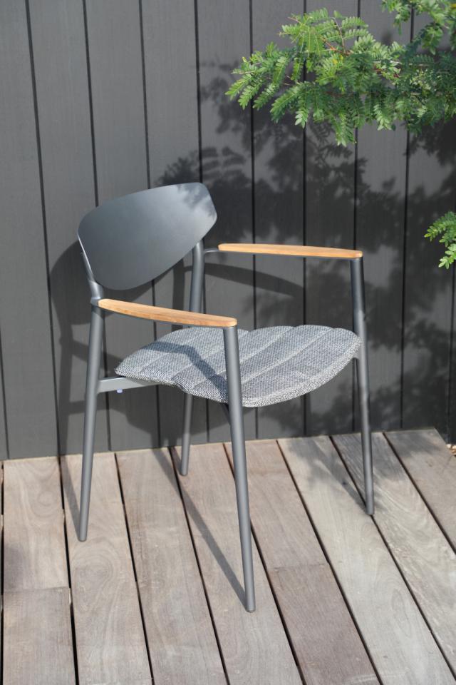 STAY NATURAL Alu CHAIR Charcoal (4 p/carton) incl. coussin